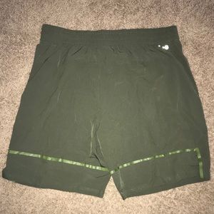 Green olive Russel athletic shorts nylon XL